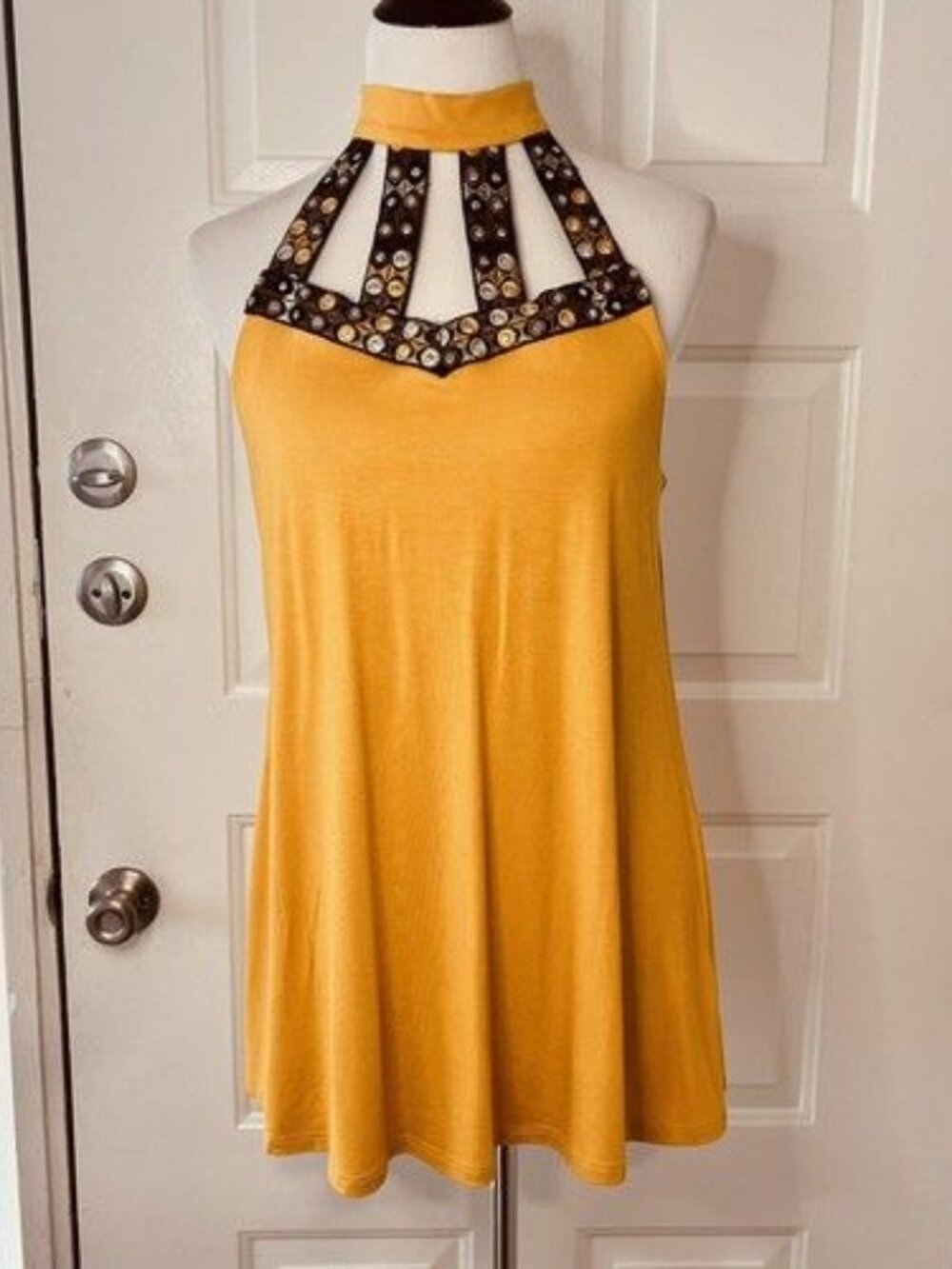 Cupio‎ Sleeveless Top Size L Yellow Gold High Cage Neck A-Line Shelf Bra